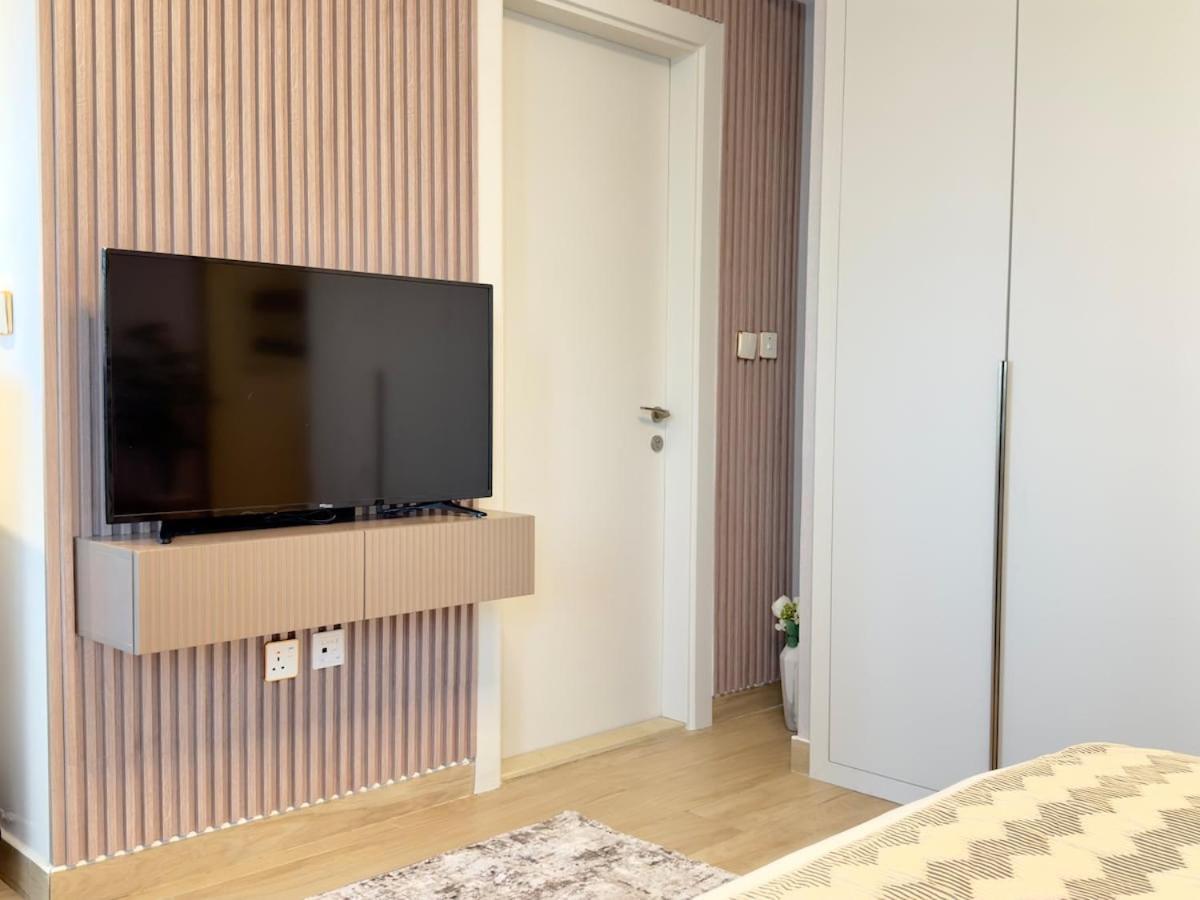 Brand New-fully Furnished Classy In Jvc *