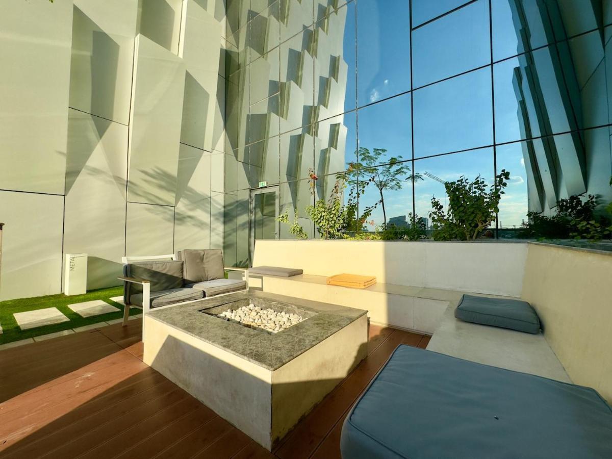 Brand New-fully Furnished Classy In Jvc Dubai