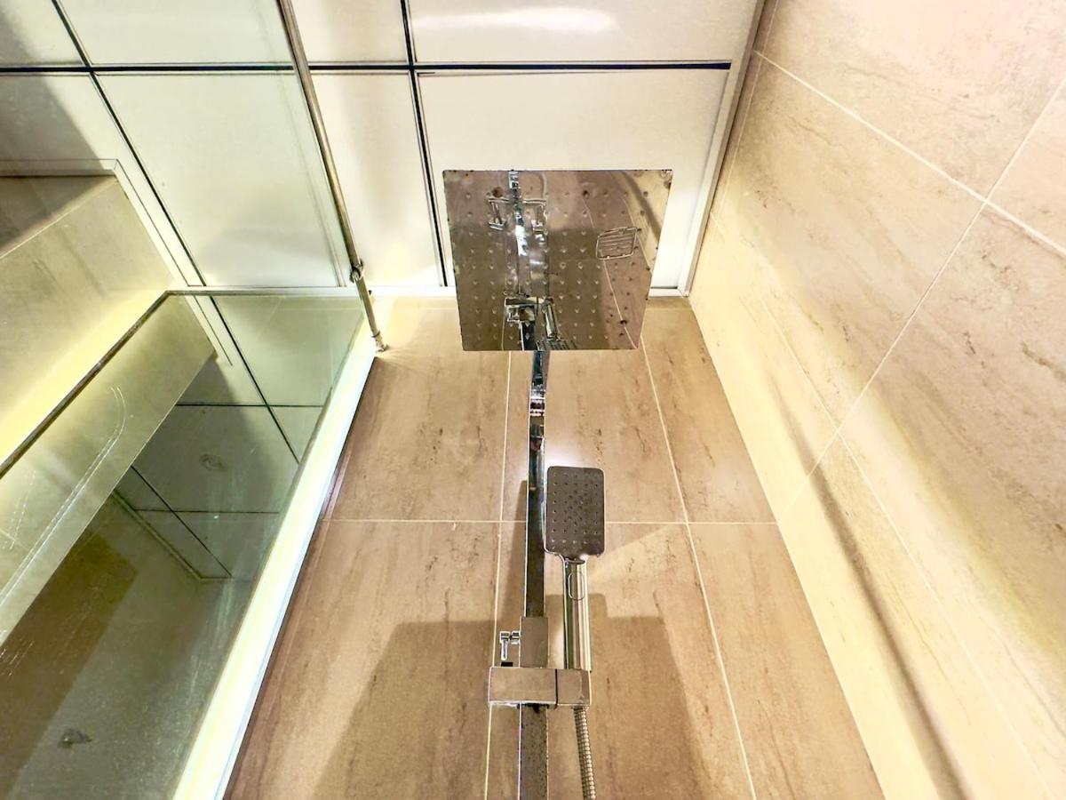 Brand New-fully Furnished Classy In Jvc Dubai