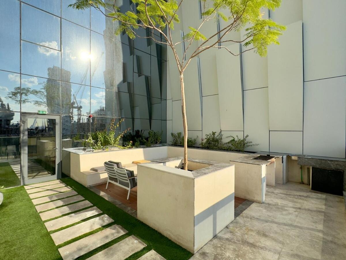 Apartment Brand New-fully Furnished Classy In Jvc