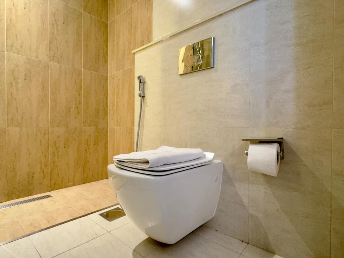 Apartment Brand New-fully Furnished Classy In Jvc *