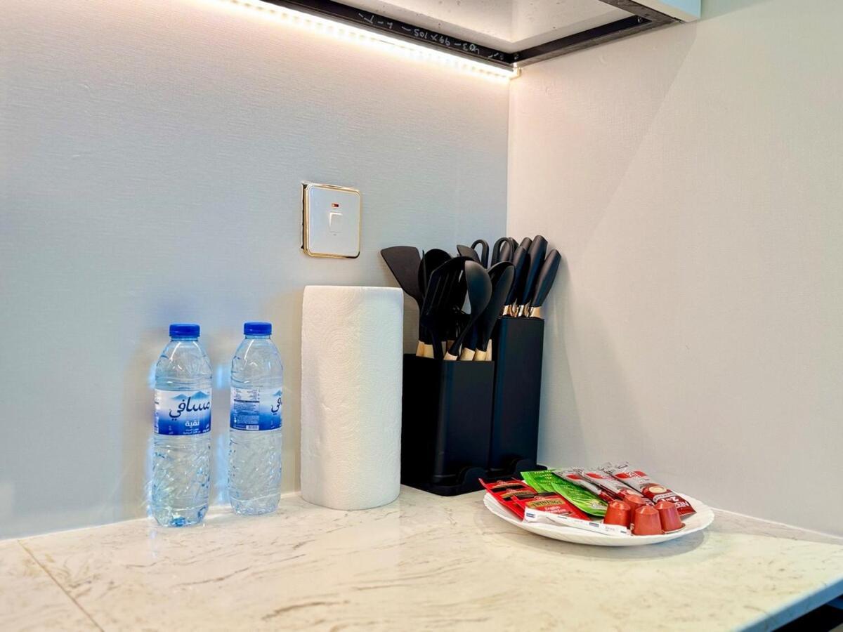 Brand New-fully Furnished Classy In Jvc